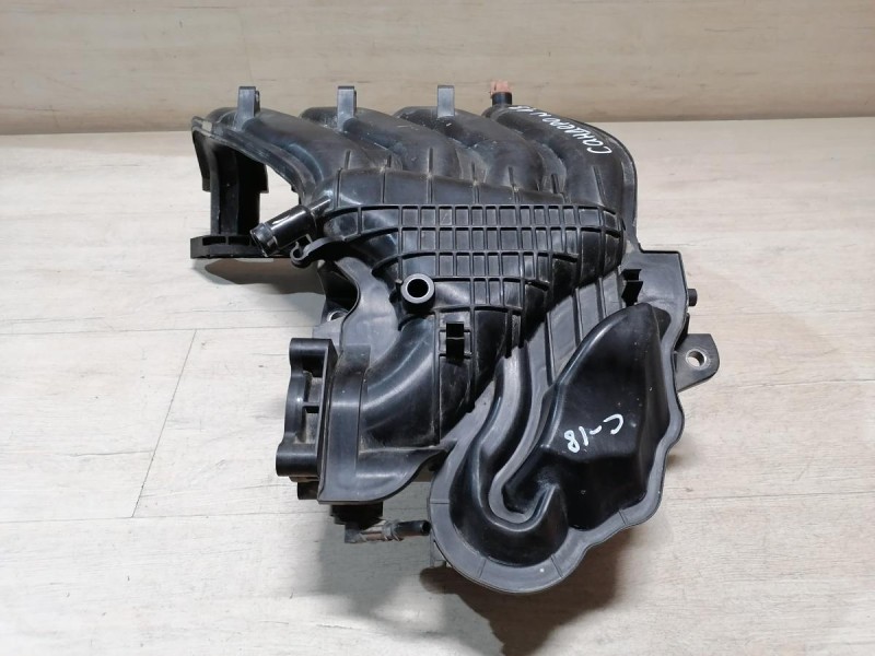 Sandero №18 коллектор впускной H4M