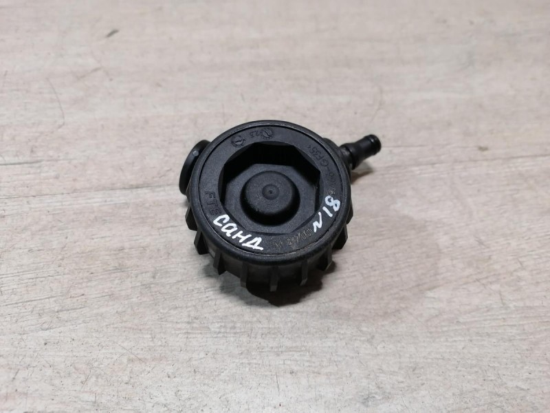 Sandero №18 клапан прокачки сцепления