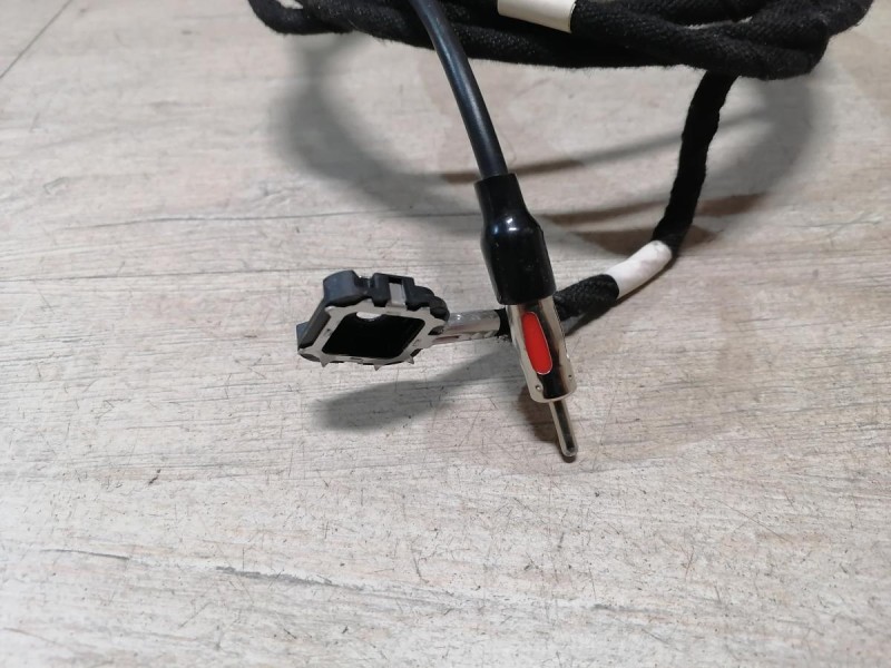 Sandero №18 проводка антенны