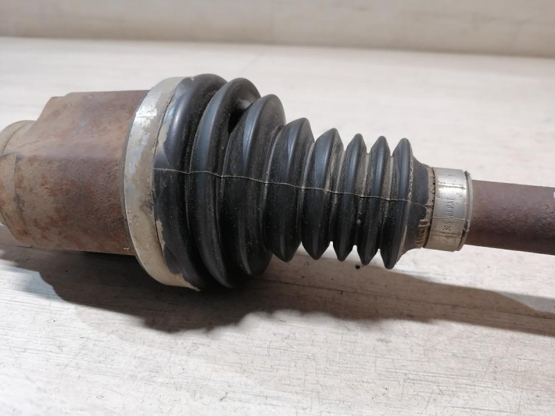 Sandero №18 привод левый h4m