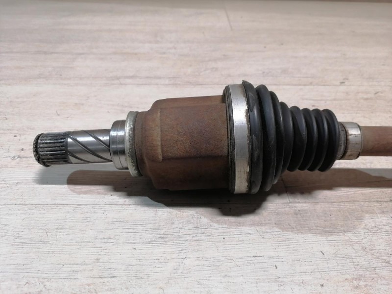 Sandero №18 привод правый h4m