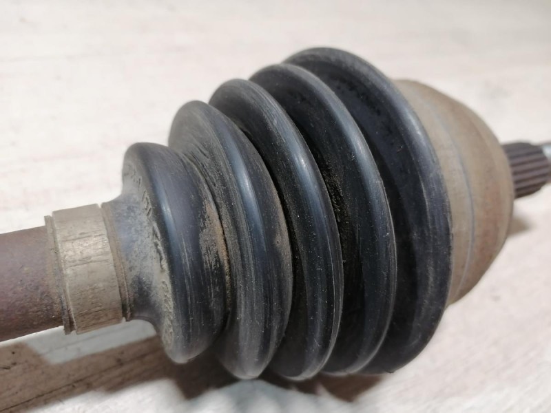 Sandero №18 привод правый h4m