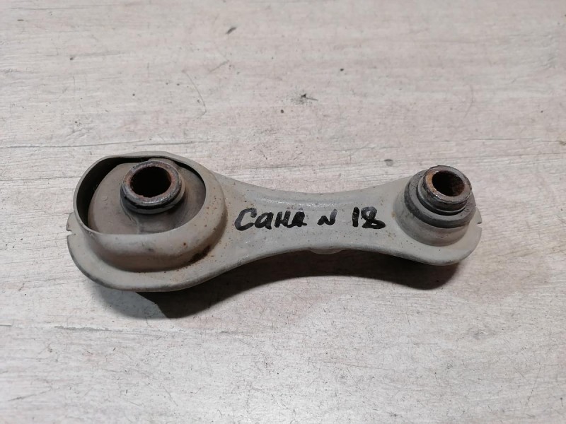 Sandero №18 подушка коробки нижняя