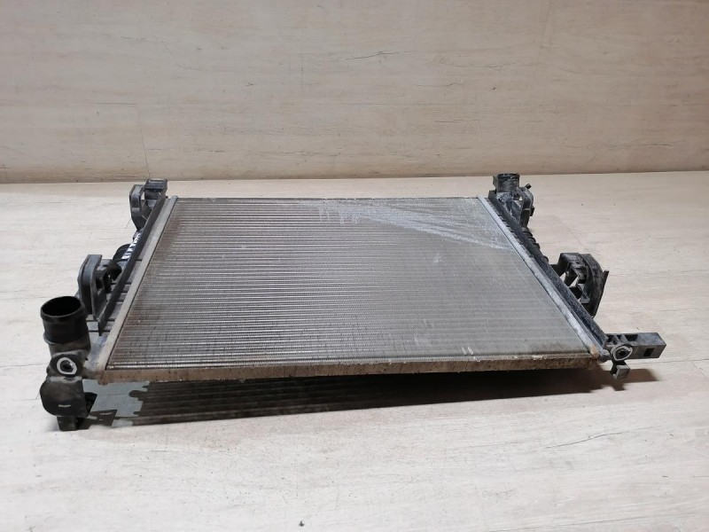 Sandero №18 радиатор охлаждения двигателя