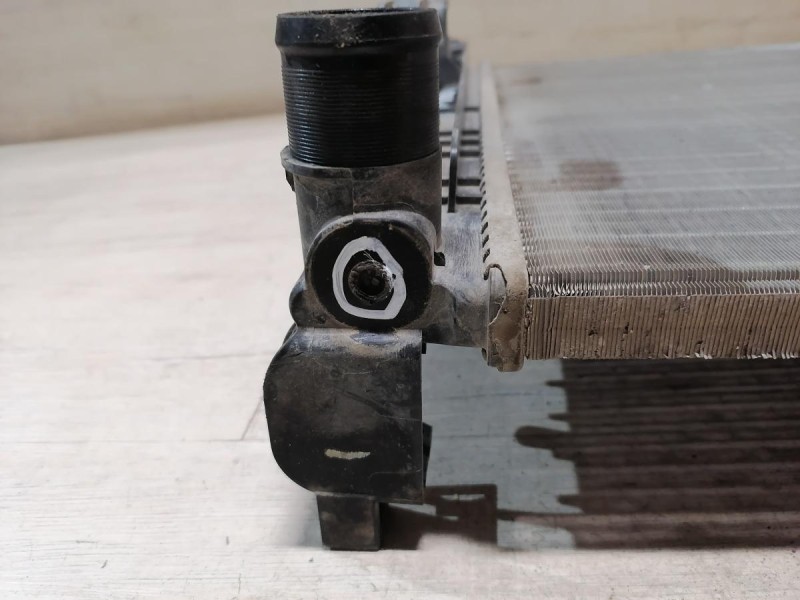 Sandero №18 радиатор охлаждения двигателя