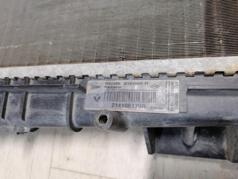 Sandero №18 радиатор охлаждения двигателя