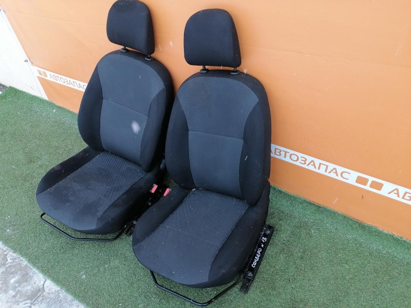 Sandero №18 сиденье переднее к-кт