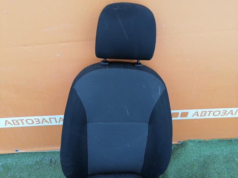 Sandero №18 сиденье переднее к-кт