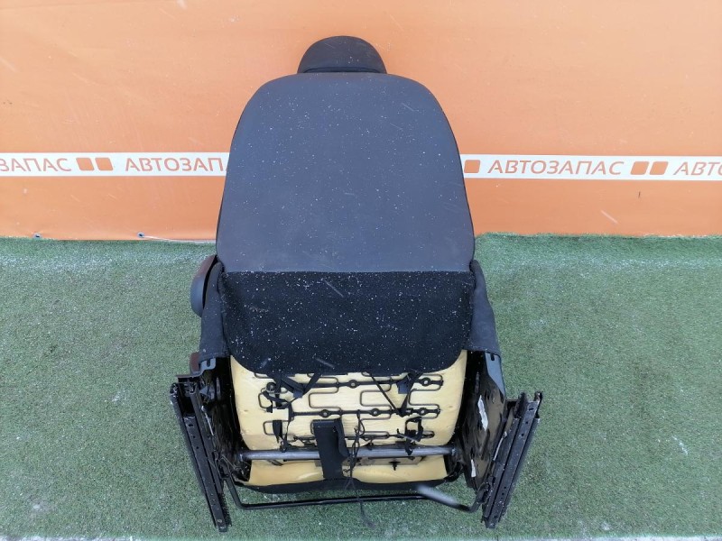 Sandero №18 сиденье переднее к-кт