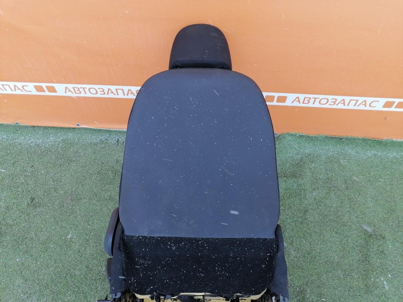 Sandero №18 сиденье переднее к-кт