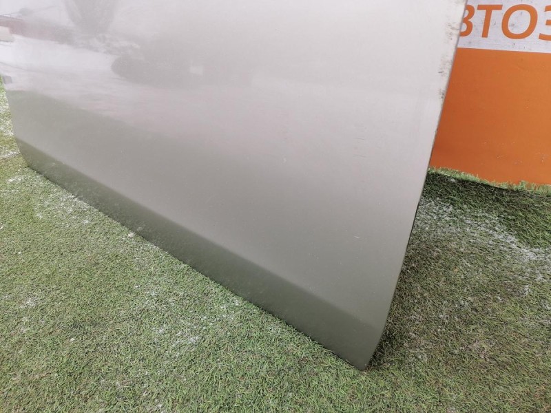 Almera G15 №12 дверь передняя правая деф