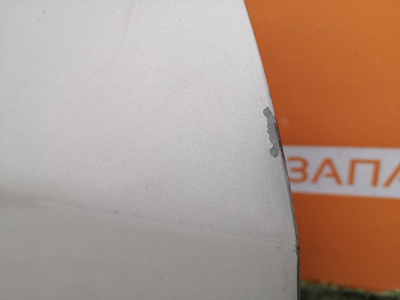 Almera G15 №12 дверь передняя правая деф