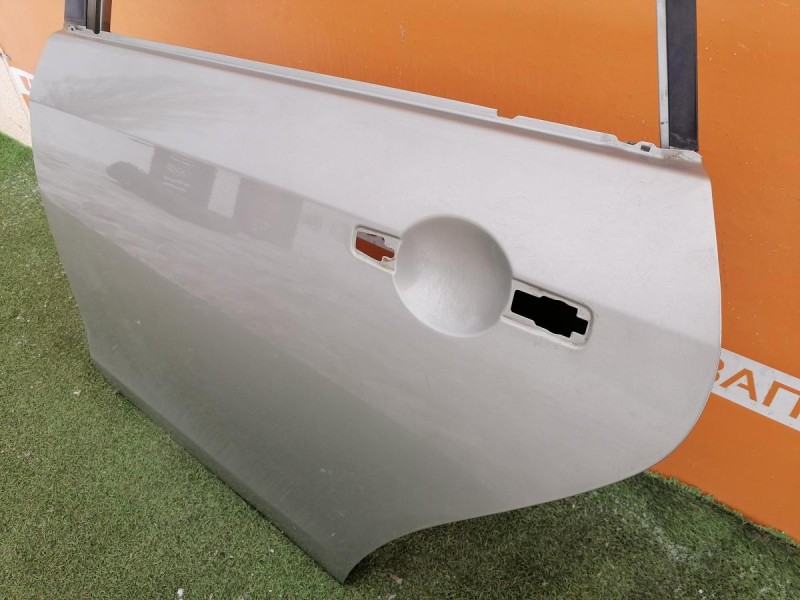 Almera G15 №12 дверь задняя левая деф
