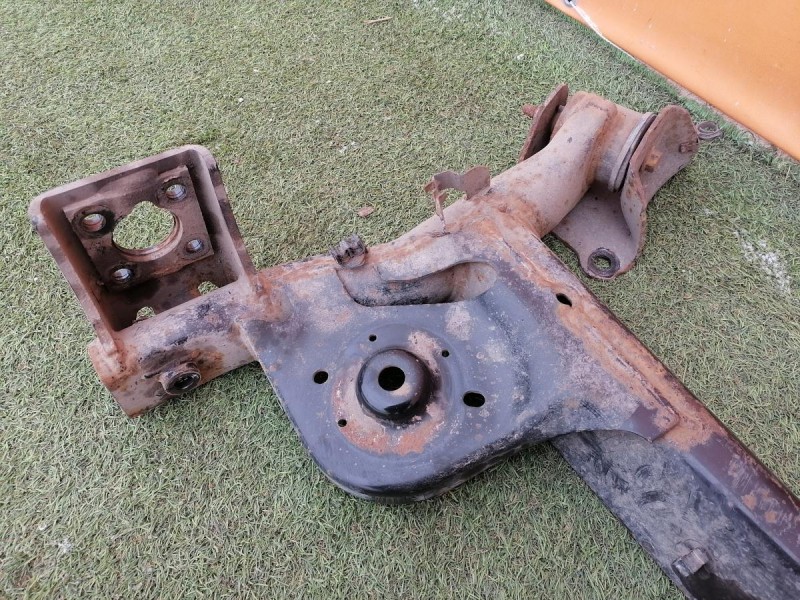 Almera G15 №12 балка задняя