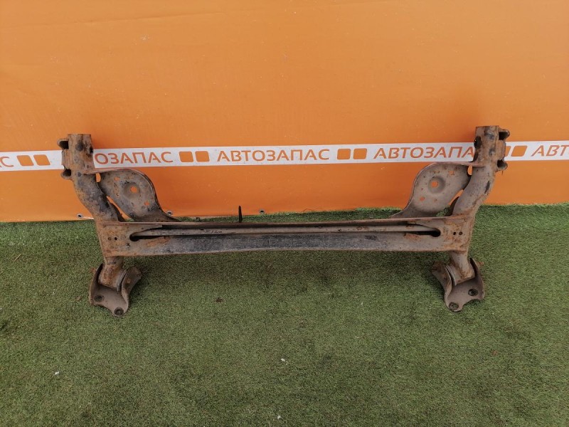 Almera G15 №12 балка задняя