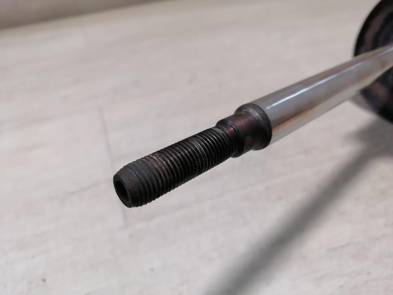 Almera G15 №12 амортизатор передний