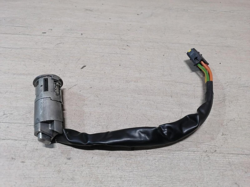 Almera G15 №12 замок зажигания к-кт