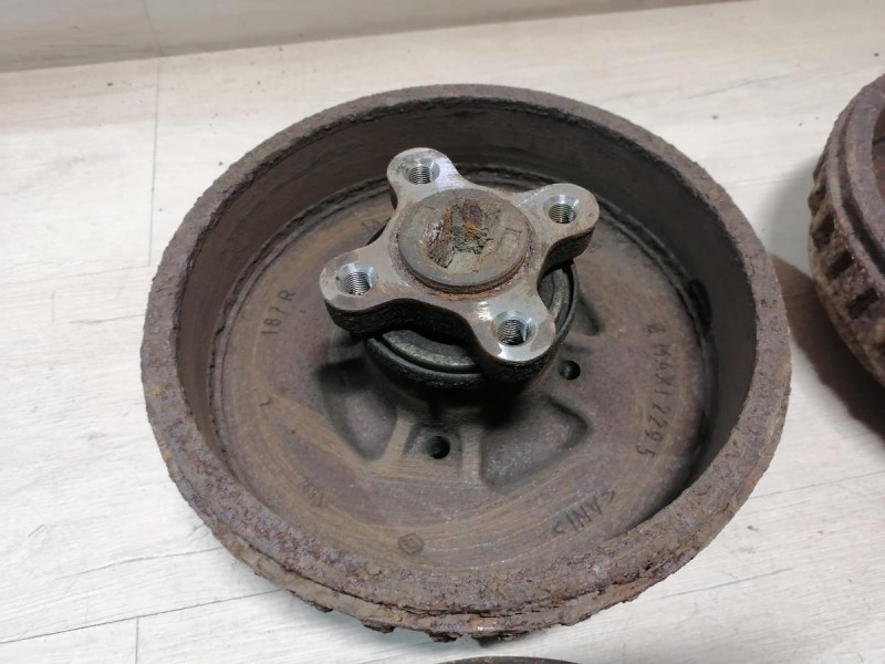 Almera G15 №12 барабан левый правый комплект