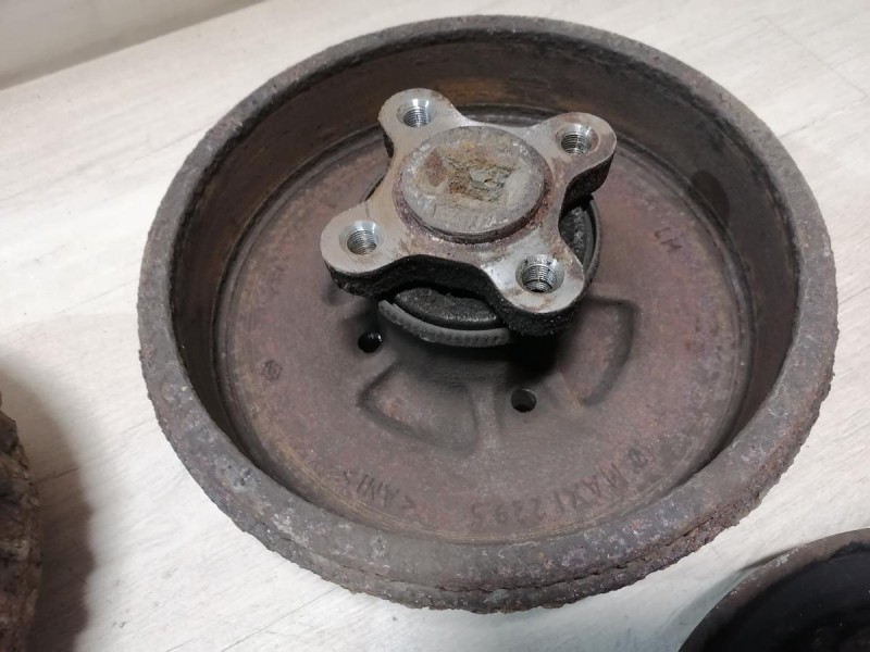 Almera G15 №12 барабан левый правый комплект