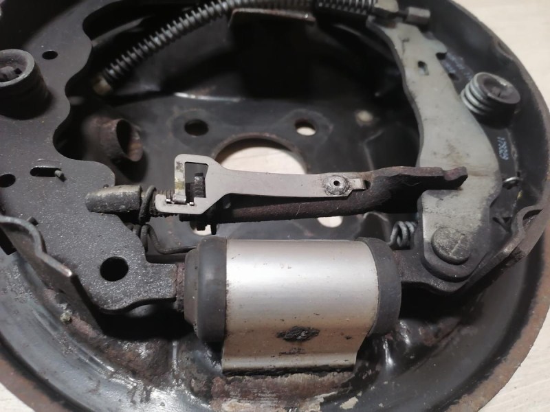 Almera G15 №12 барабан левый правый комплект