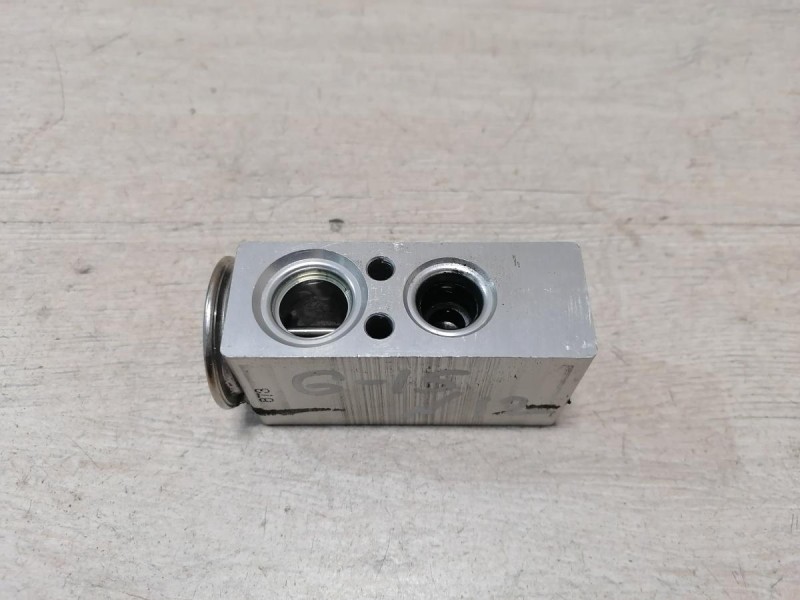 Almera G15 №12 клапан кондиционера