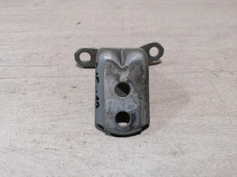 Almera G15 №12 петля двери передняя левая верхняя