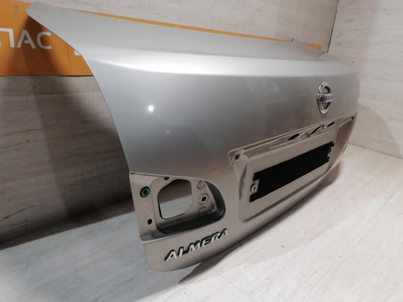 Almera G15 №12 крышка багажника деф