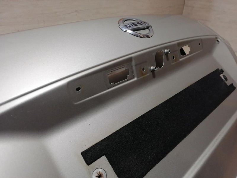 Almera G15 №12 крышка багажника деф