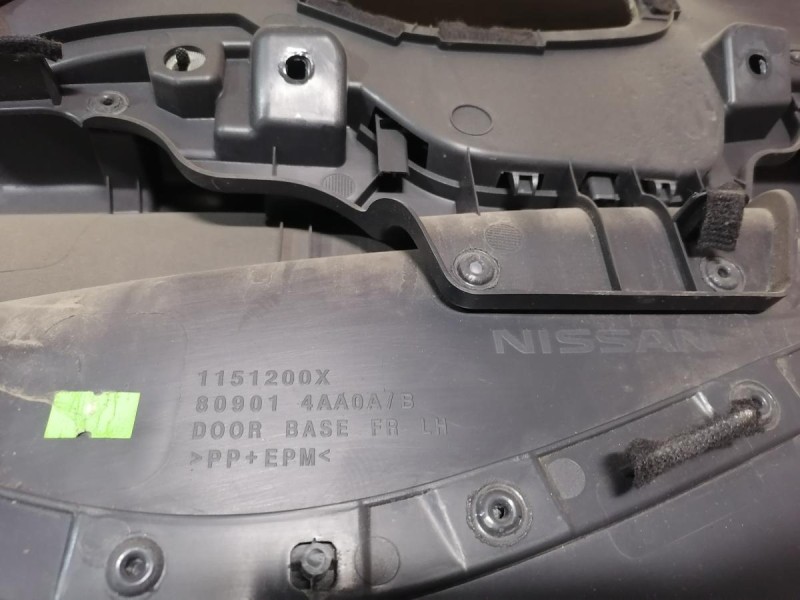 Almera G15 №12 обшивка двери передняя левая