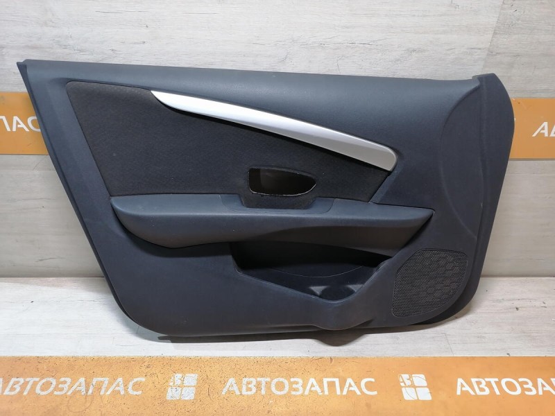 Almera G15 обшивка двери передняя левая эл