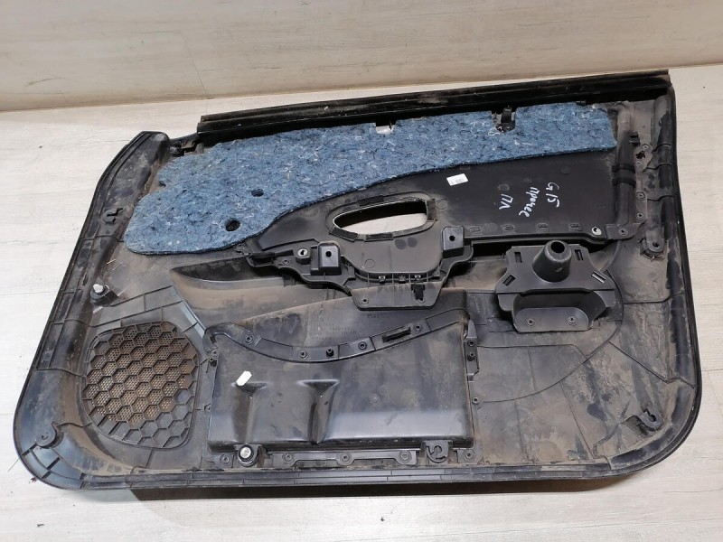 Almera G15 обшивка двери передняя левая эл