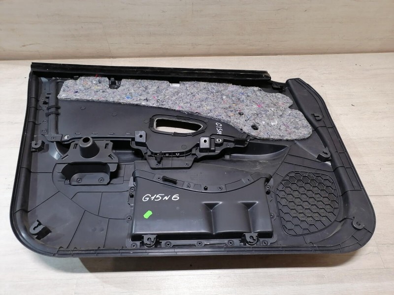 Almera G15 обшивка двери передняя правая эл