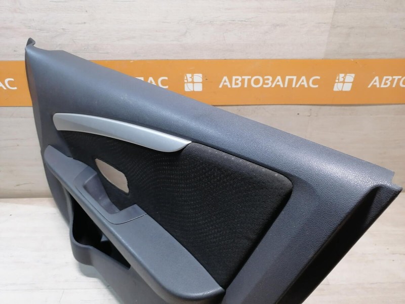 Almera G15 обшивка двери передняя правая эл