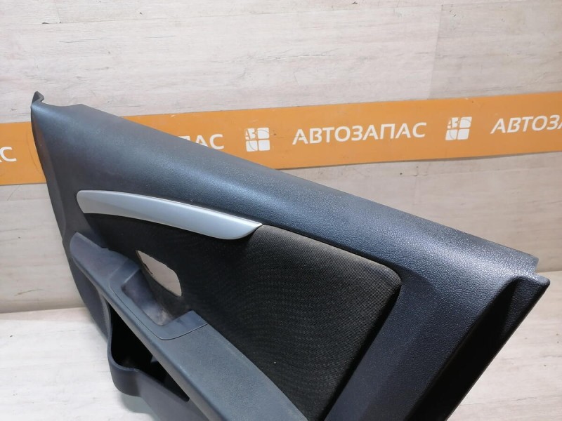 Almera G15 обшивка двери передняя правая эл