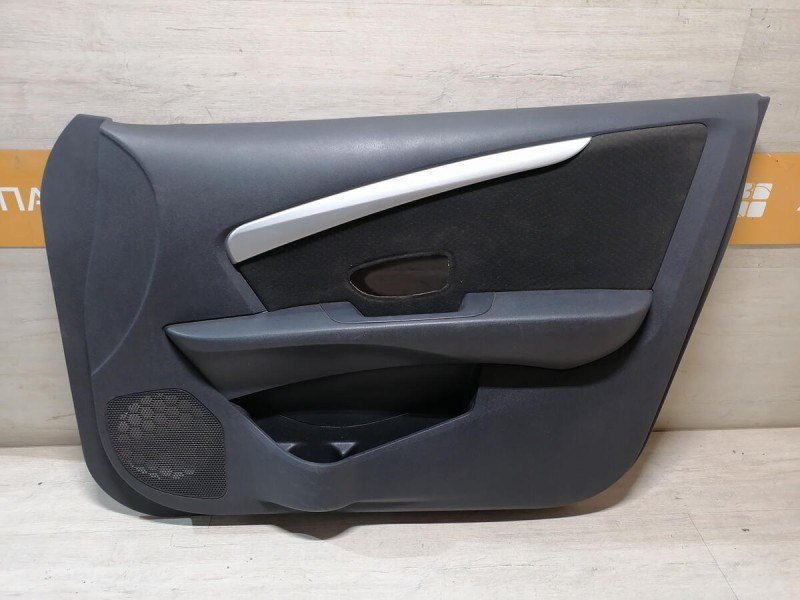 Almera G15 обшивка двери передняя правая эл