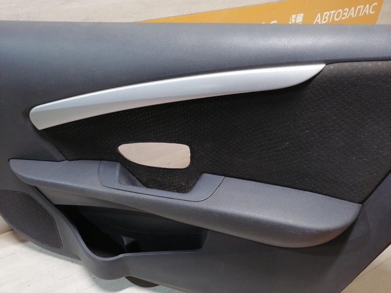 Almera G15 обшивка двери передняя правая эл