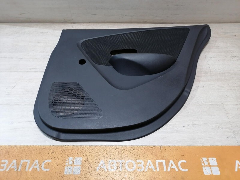 Almera G15 обшивка двери задняя правая мех