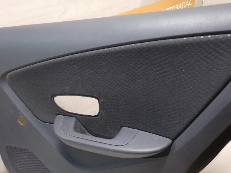 Almera G15 обшивка двери задняя правая мех