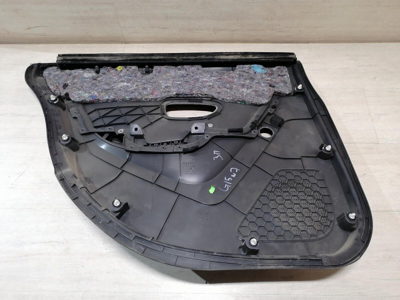 Almera G15 обшивка двери задняя правая мех