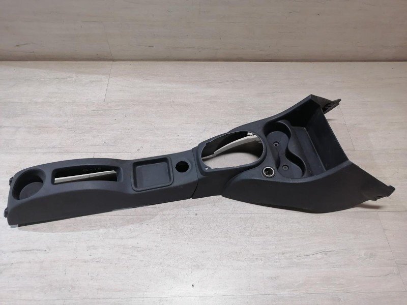 Almera G15 №12 консоль центральная в сборе