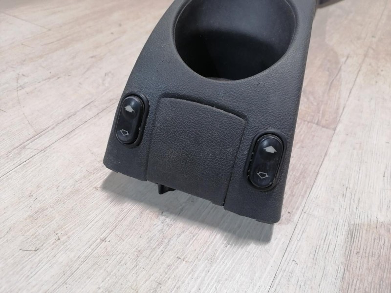 Almera G15 №12 консоль центральная в сборе