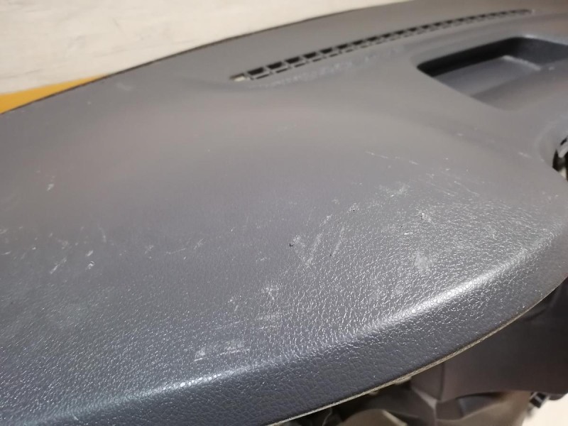 Sandero №18 торпедо деф