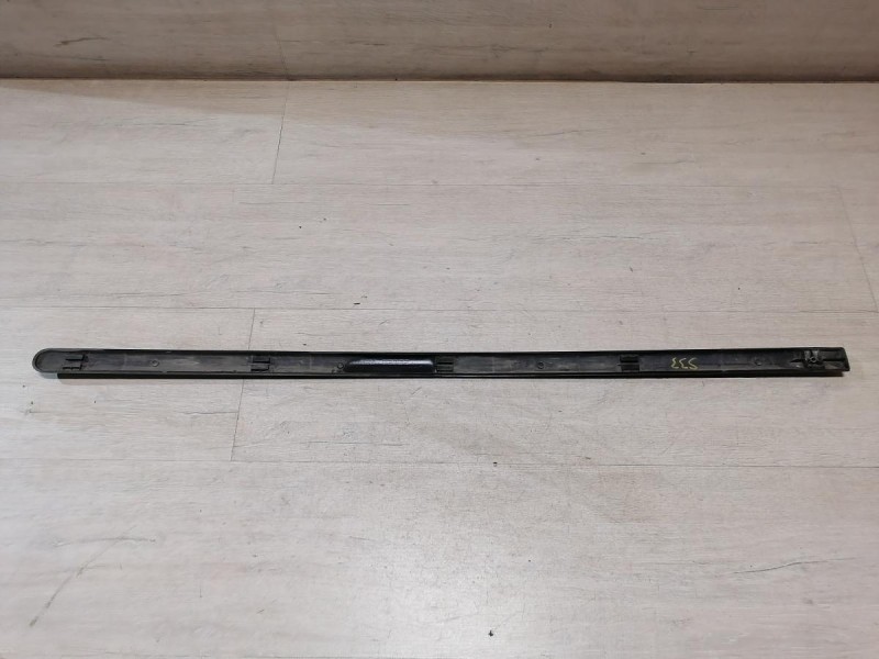 Logan ф2 №4 молдинг двери передний