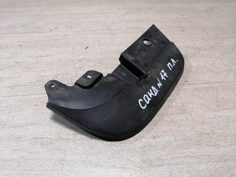 Sandero №17 брызговик передний левый степвей