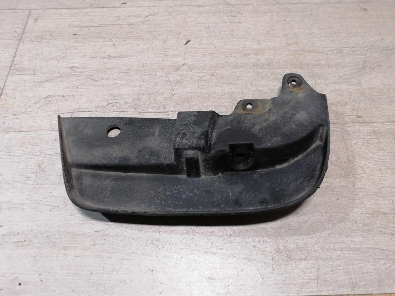 Sandero №17 брызговик передний левый степвей