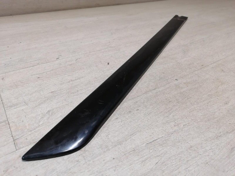 Lancer молдинг двери задний правый