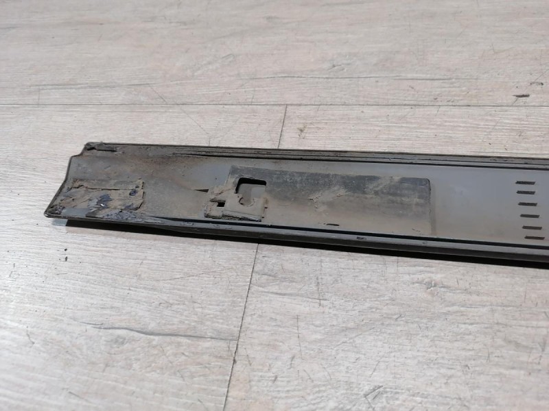 Lancer молдинг двери задний правый