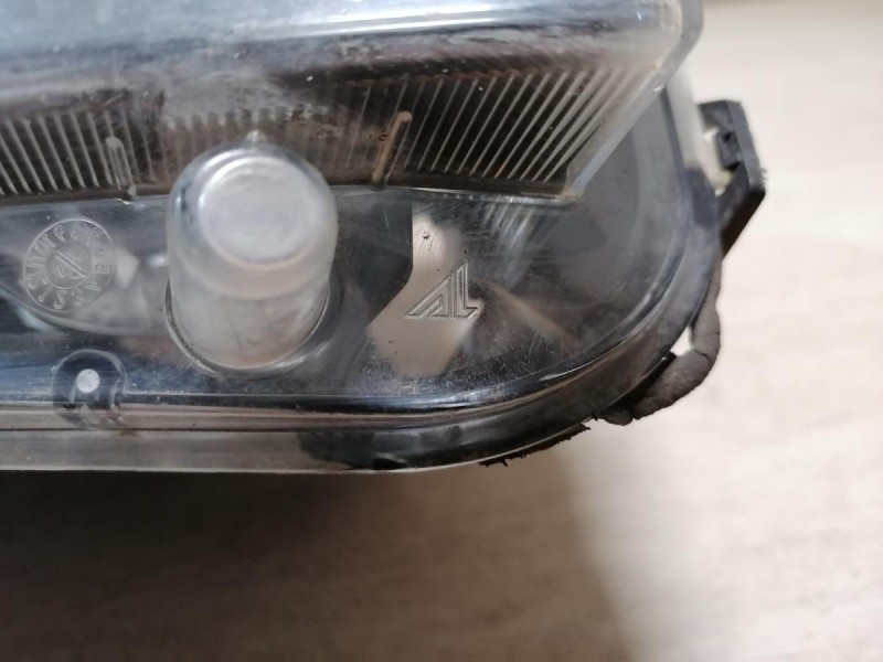 Duster №6 фара правая деф