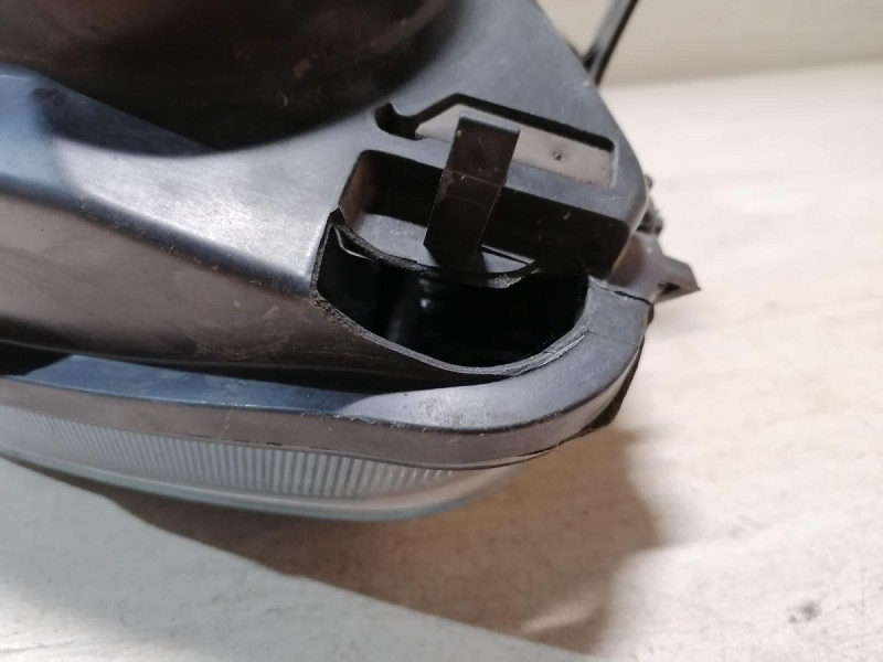 Duster №6 фара правая деф