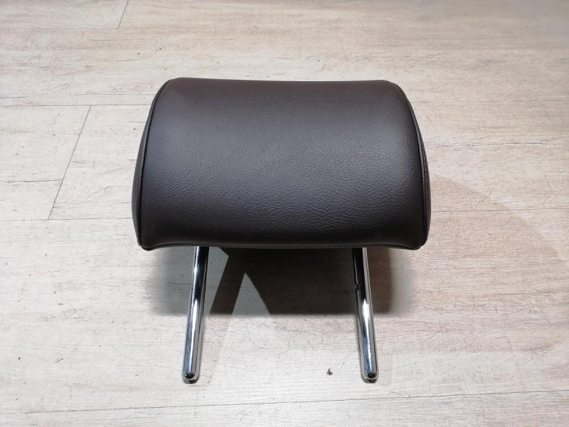 Passat B7 подголовник дивана 3шт к-кт